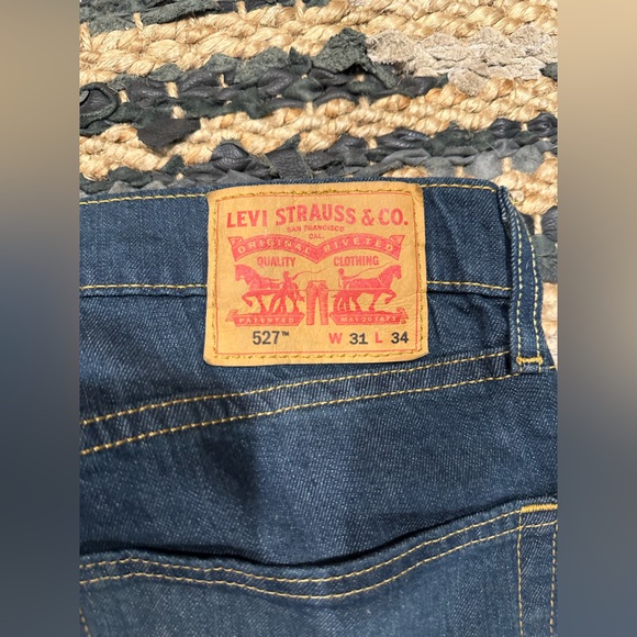 Levi’s 527 Slim Bootcut Jeans - Picture 3 of 3